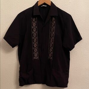 Men's Black Embroidered Guayabera